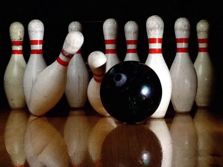 bowling_ball_hits_wallpaper